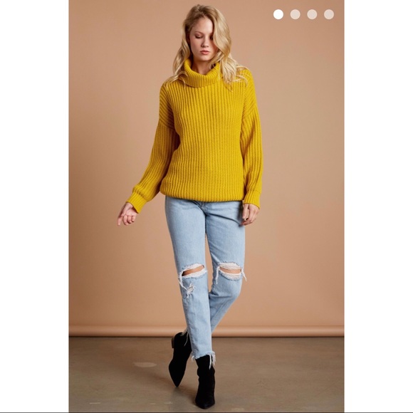 Knit Sweater - Mustard
